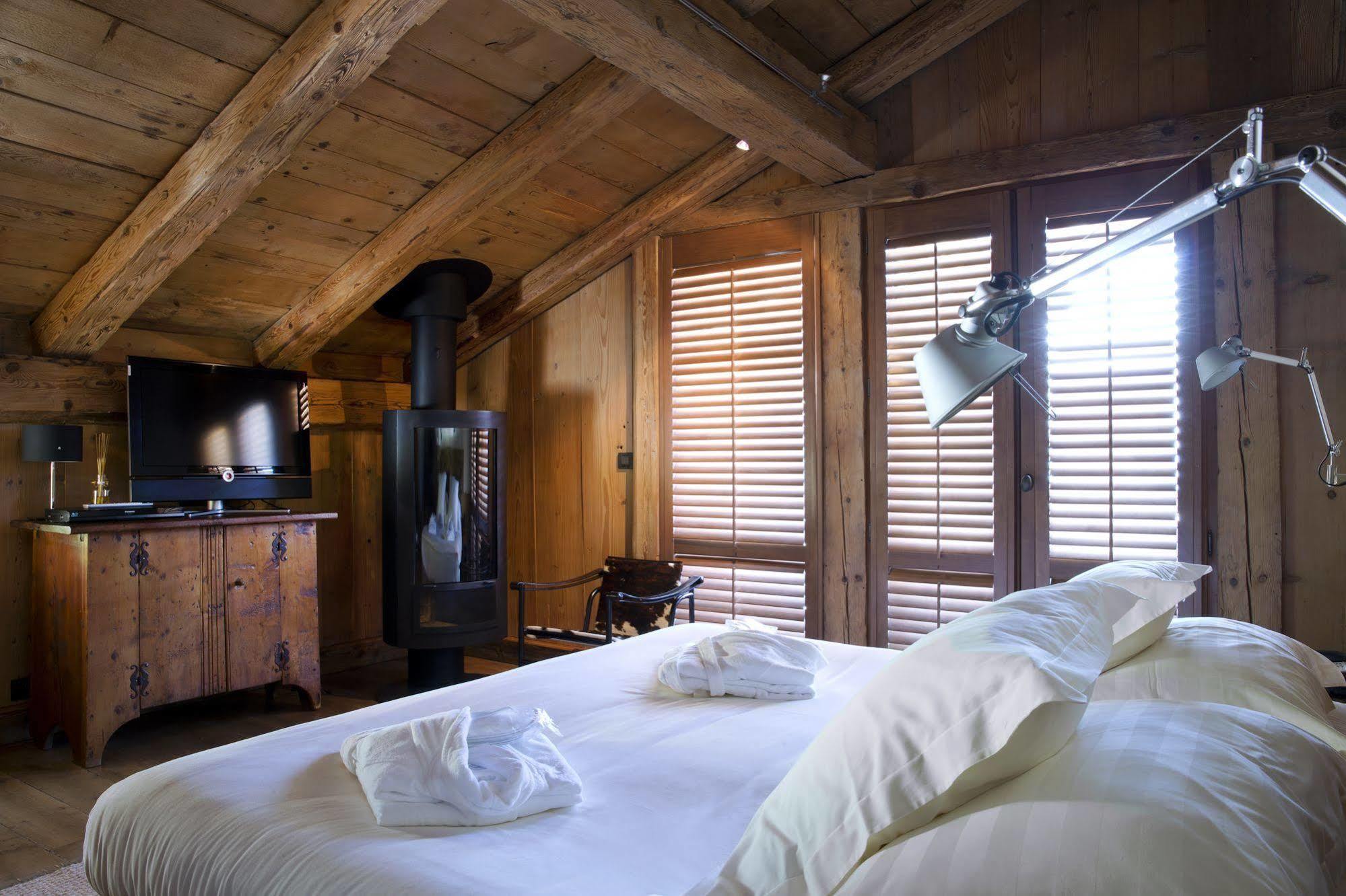 Hotel Les Servages D'Armelle Ле-Карроз-д'Араш Экстерьер фото